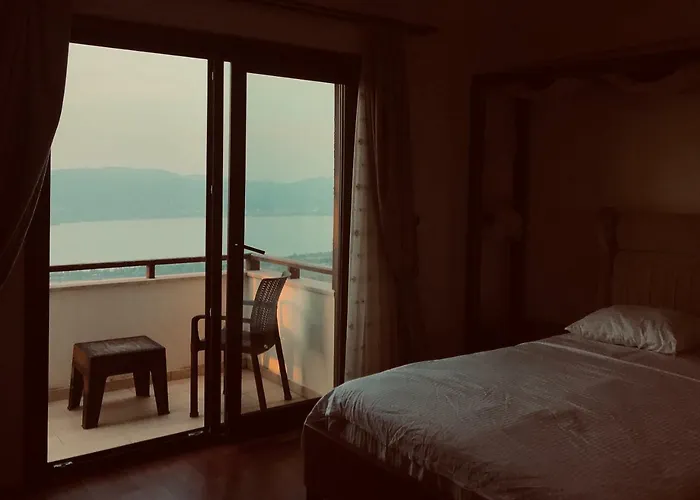 Orchid Hills